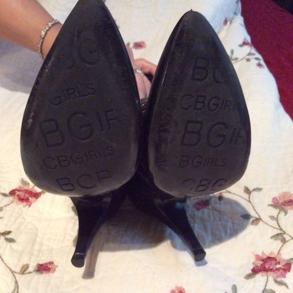 BCBG booties! - Picture 3 of 3